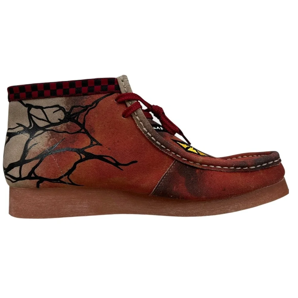 Clarks x Stranger‎ Things Hellfire Club Wallabee Boots Mens Size 11